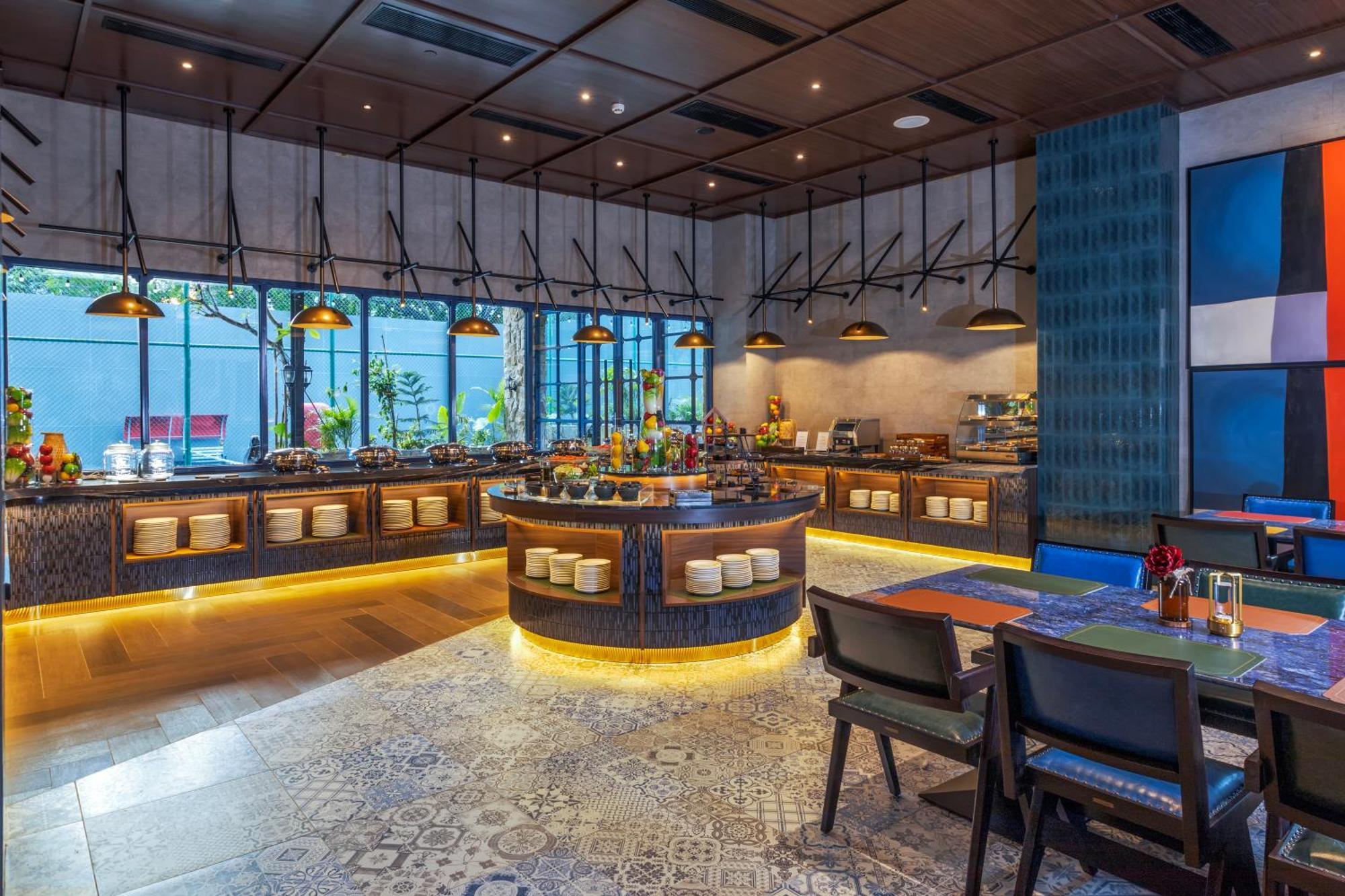 Ashley Tugu Tani Menteng Jakarta Exterior photo