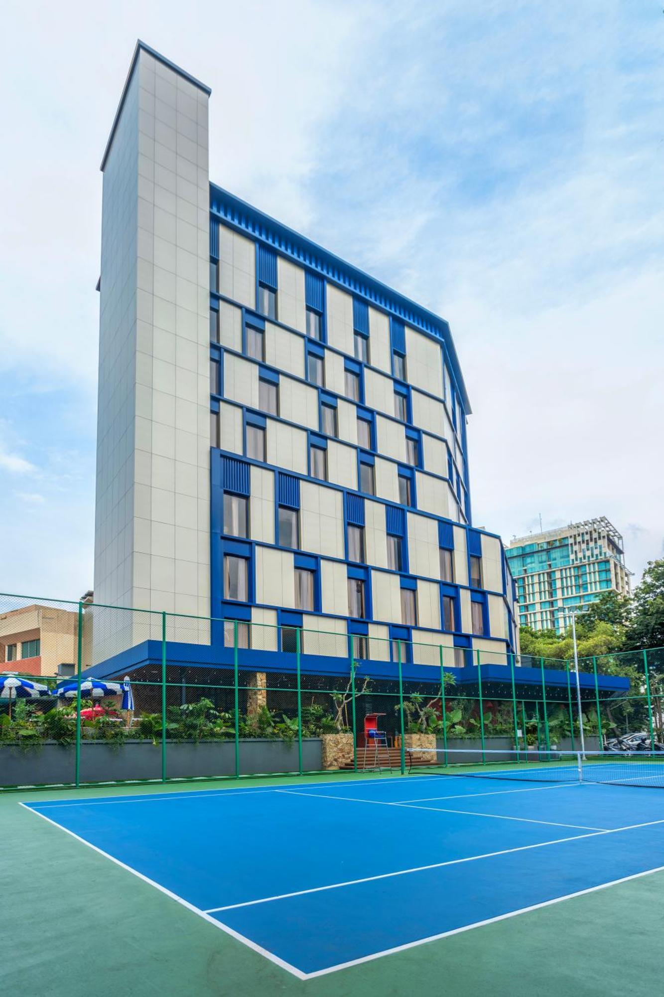 Ashley Tugu Tani Menteng Jakarta Exterior photo